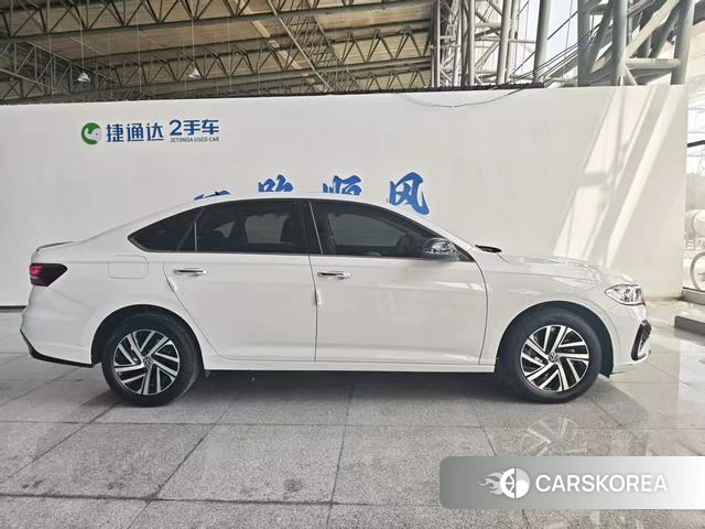 Volkswagen Lavida id 4320944 из Китая 13