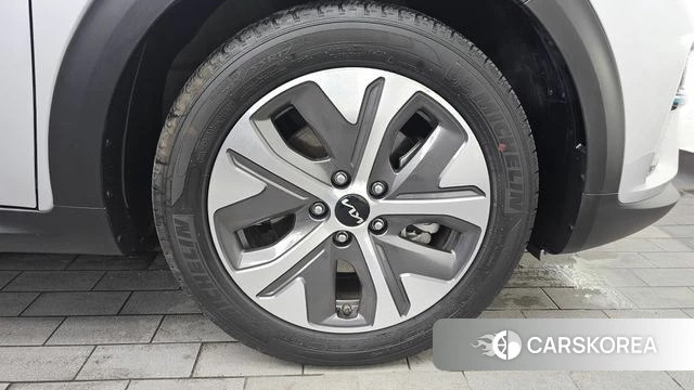 Kia Niro EV id 4550686 из Кореи 13