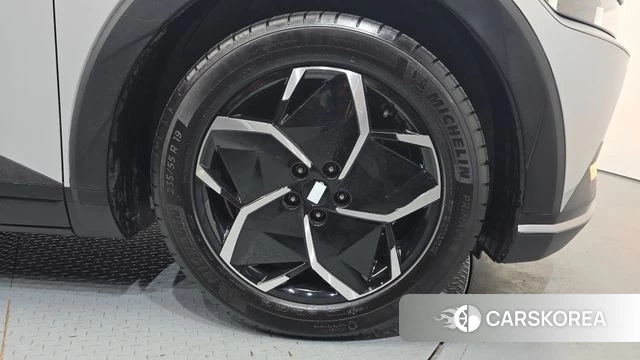 Hyundai Ionic 5 id 4303654 из Кореи 13