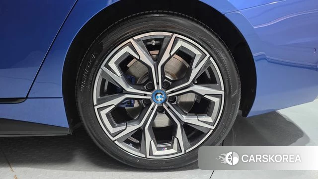 BMW i4 id 4682248 из Кореи 13
