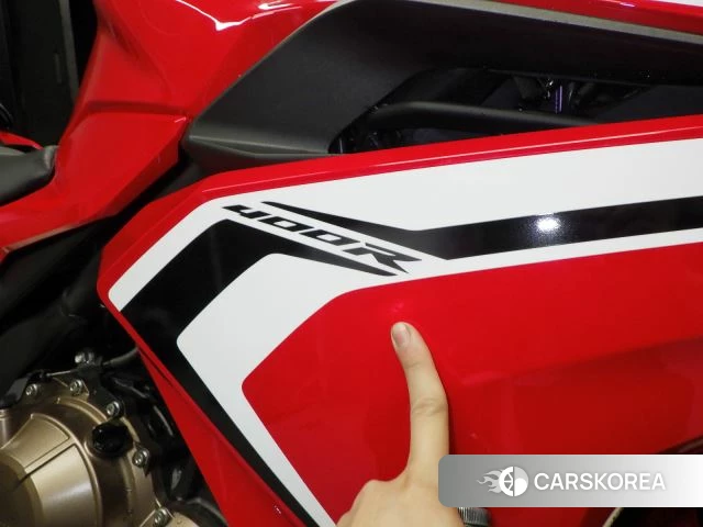 Проданный Honda CBR400R id 4184291 из Японии, фото 13