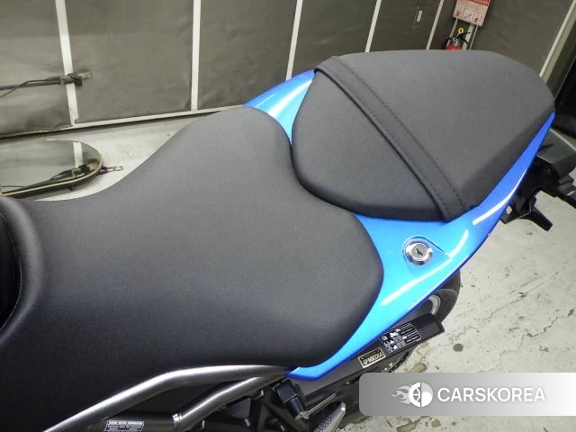 Suzuki GSX-8R id 4183597 из Японии 13
