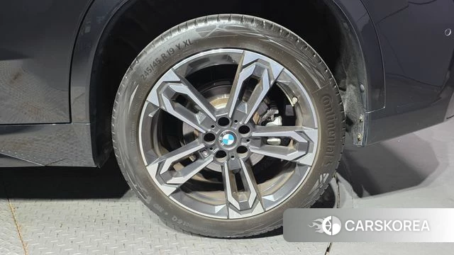 BMW X1 (U11) id 4480684 из Кореи 13