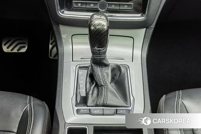 Roewe RX5 id 4212332 из Китая 13