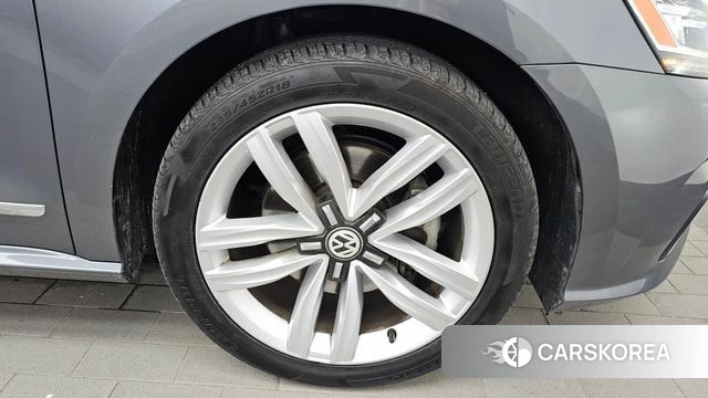 Volkswagen The New Passat id 4574392 из Кореи 13