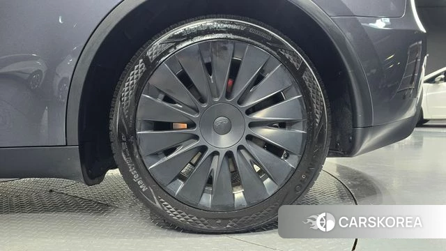 Tesla Model Y id 4773832 из Кореи 13