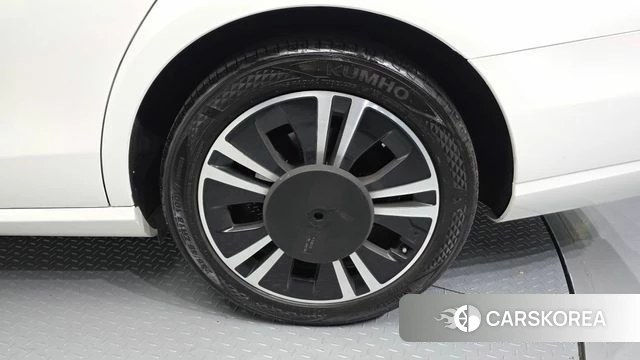 Mercedes-Benz E-Class W213 id 4396472 из Кореи 13
