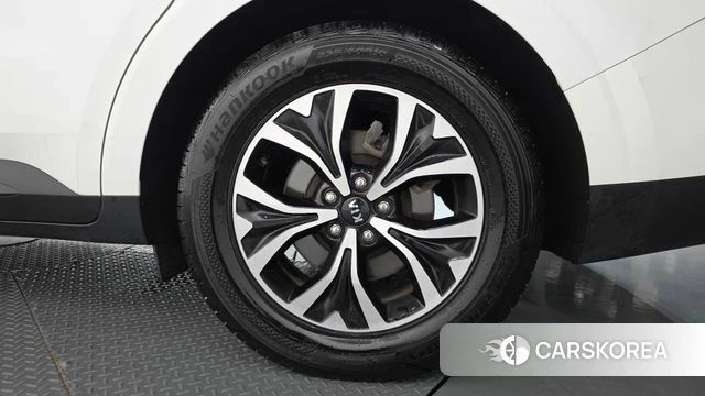 Kia Carnival 4th generation id 4677066 из Кореи 13