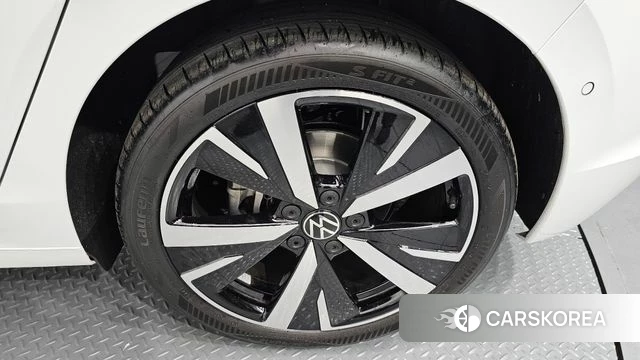 Volkswagen Golf 8th Generation id 4602023 из Кореи 13