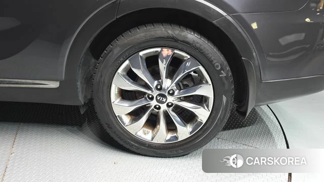 Kia The New Sorento id 4667828 из Кореи 13