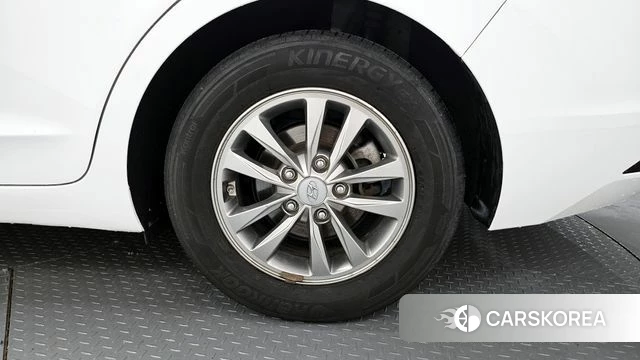 Hyundai The New Avante AD id 4356923 из Кореи 13