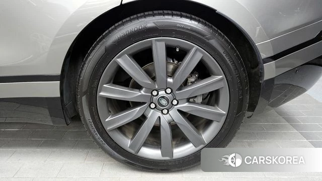 Land Rover Range Rover Velar id 4294705 из Кореи 13