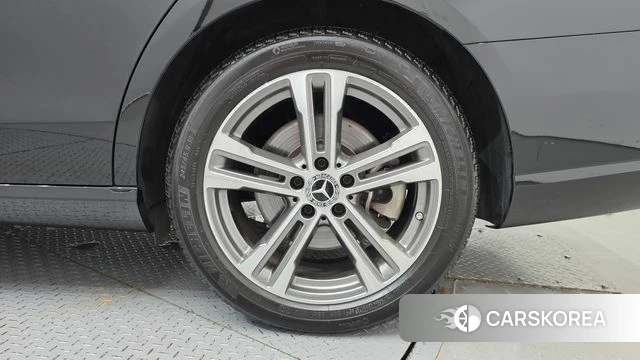 Mercedes-Benz E-Class W213 id 4434380 из Кореи 13