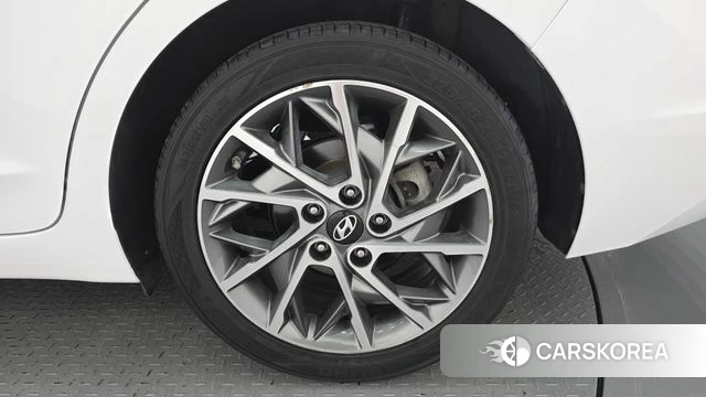 Hyundai The New Avante AD id 4477382 из Кореи 13