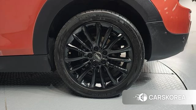Mini Cooper Clubman id 4849619 из Кореи 13
