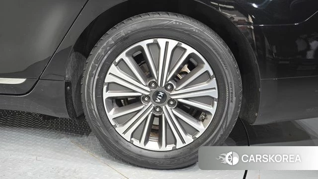 Kia K7 Premier Hybrid id 4614989 из Кореи 13