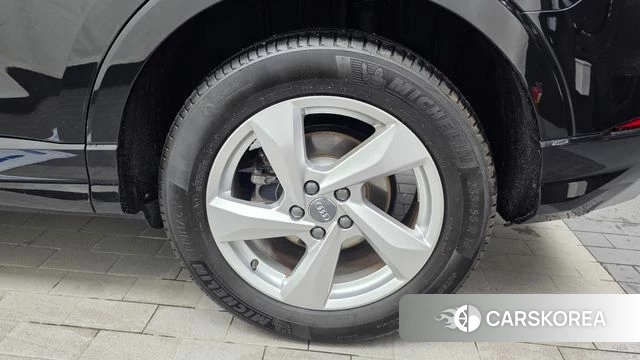 Audi Q3 (F3) id 4604628 из Кореи 13