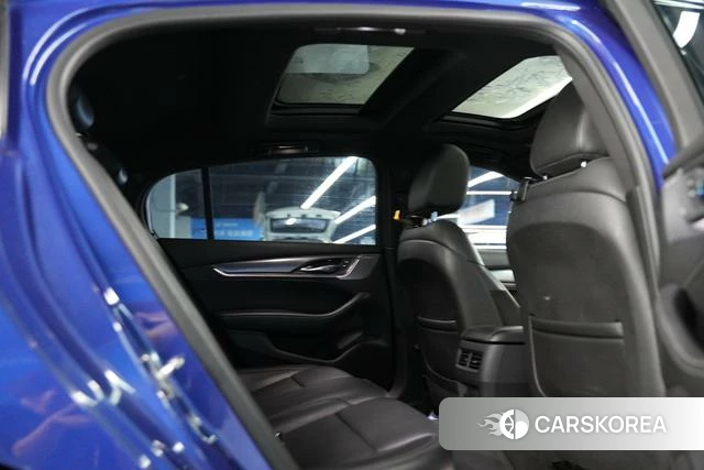 Cadillac CT5 id 4238541 из Китая 13