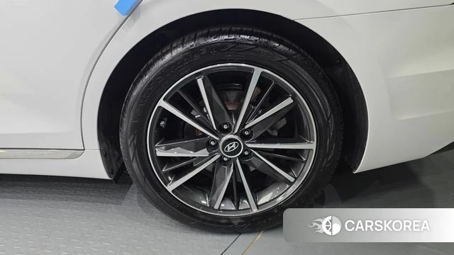 Hyundai The New Grandeur IG id 4195553 из Кореи 13