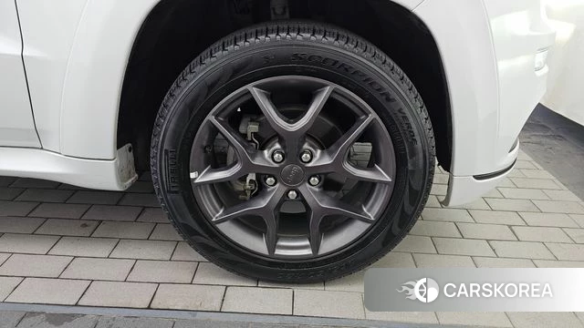 Jeep Grand Cherokee id 4632528 из Кореи 13