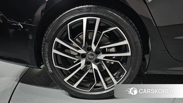 Audi A7 (4K) id 4315444 из Кореи 13