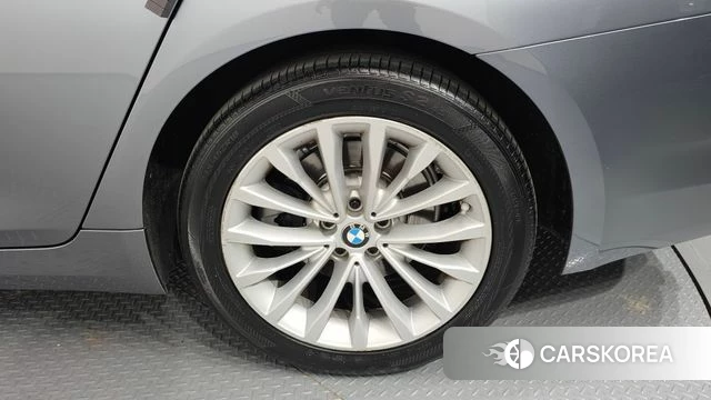 BMW 5 Series (G30) id 4794965 из Кореи 13