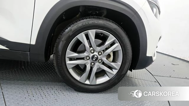 Kia Seltos id 4250792 из Кореи 13