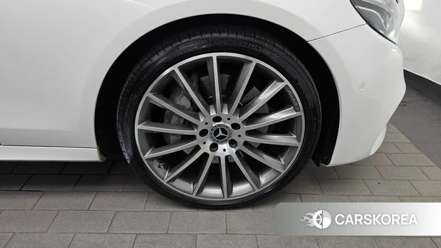 Mercedes-Benz E-Class W213 id 4362948 из Кореи 13