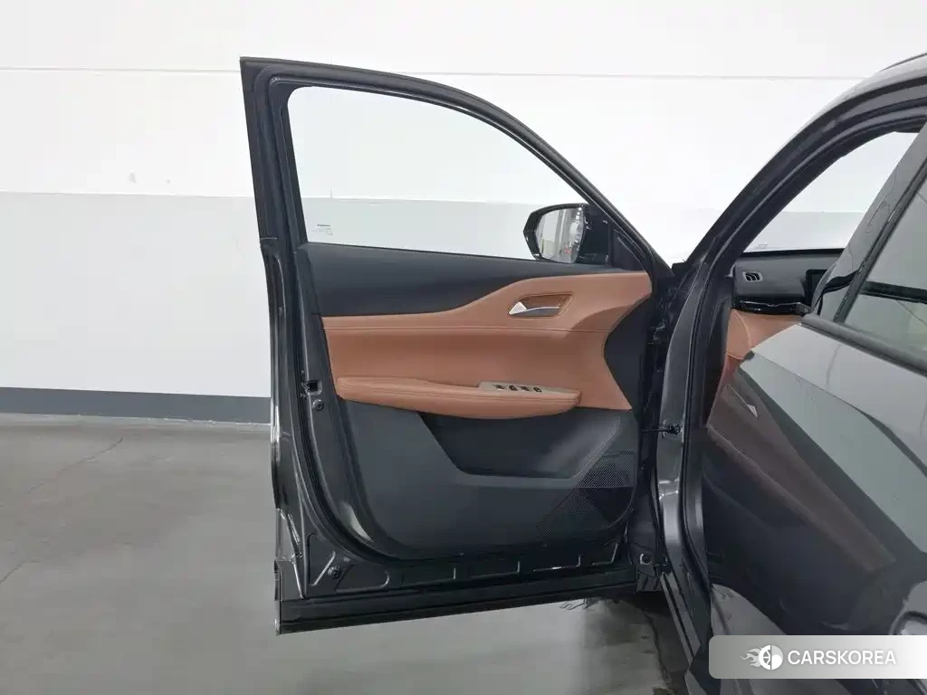 Chang'an UNI-Z New Energy id 4679715 из Китая 13