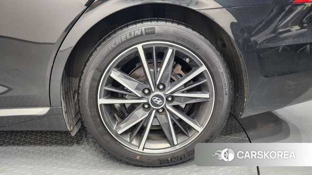 Hyundai The New Grandeur IG id 4383916 из Кореи 13