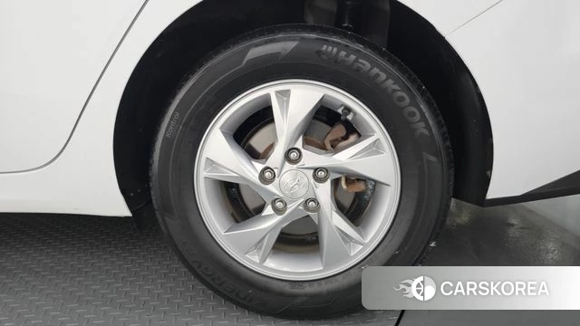 Hyundai Avante (CN7) id 4573528 из Кореи 13