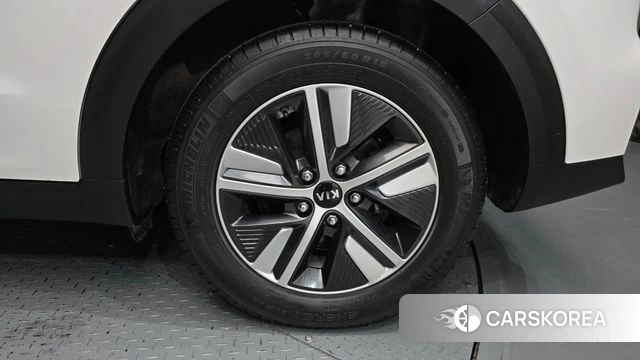 Kia The New Niro id 4350598 из Кореи 13