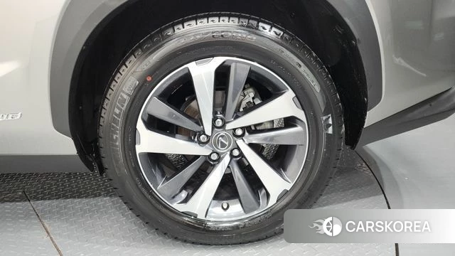 Lexus NX300h id 4377713 из Кореи 13