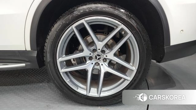 Mercedes-Benz GLE - Class W166 id 4285934 из Кореи 13