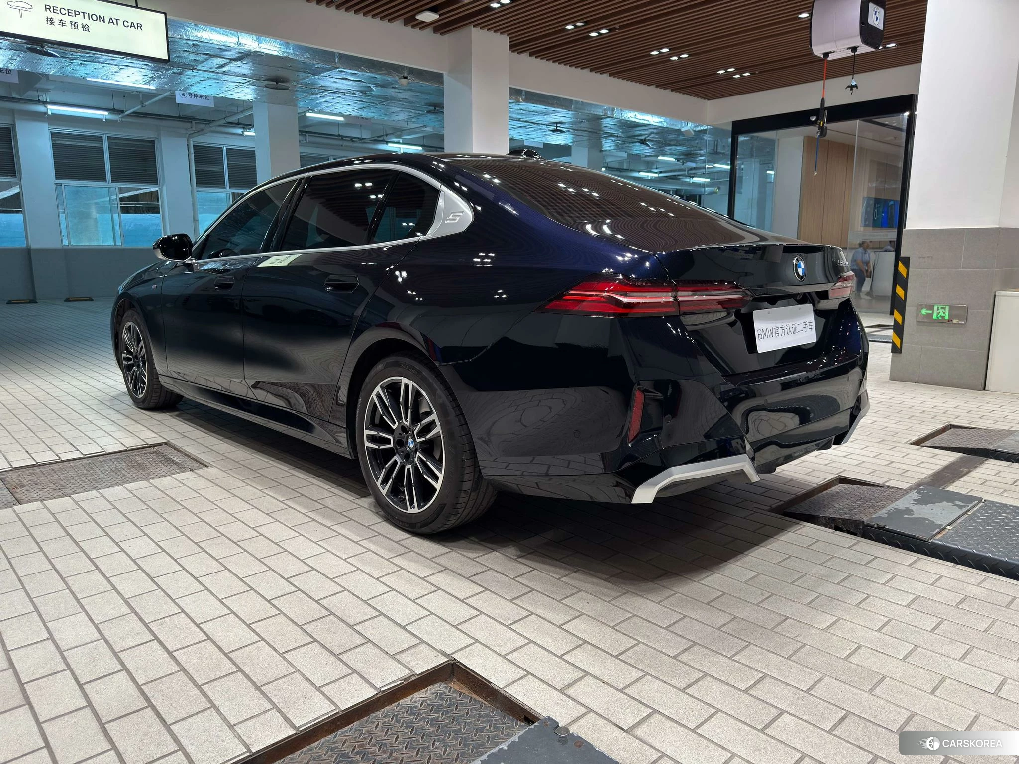 BMW 5 series id 4454674 из Китая 13