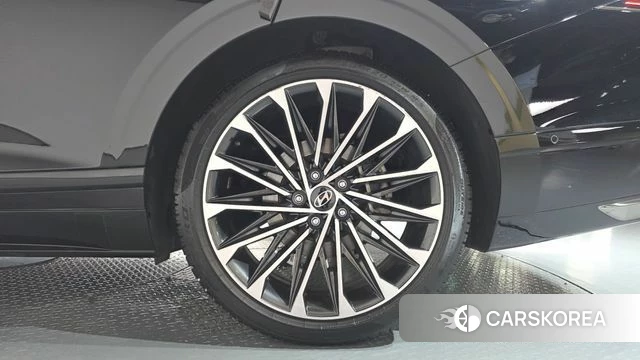 Hyundai Grandeur (GN7) id 4500383 из Кореи 13