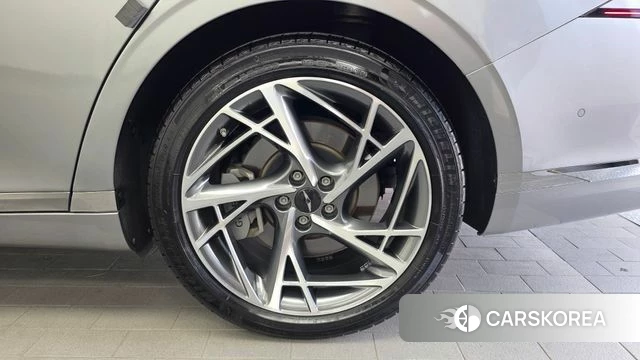 Genesis G90 (RS4) id 4433523 из Кореи 13