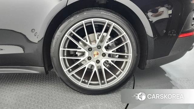 Porsche Panamera (976) id 4590473 из Кореи 13