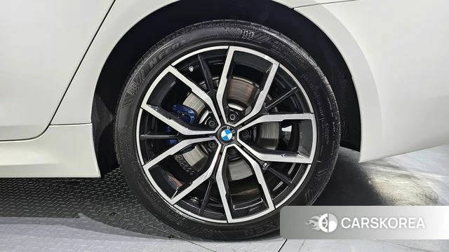 BMW 5 Series (G30) id 4283785 из Кореи 13