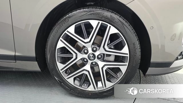 Hyundai Grandeur Hybrid (GN7) id 4400459 из Кореи 13