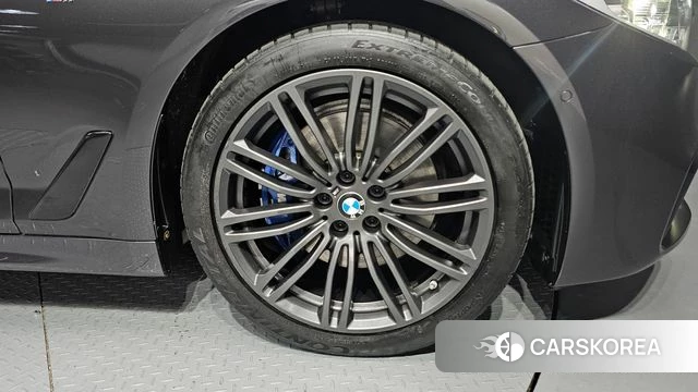 BMW 5 Series (G30) id 4251104 из Кореи 13