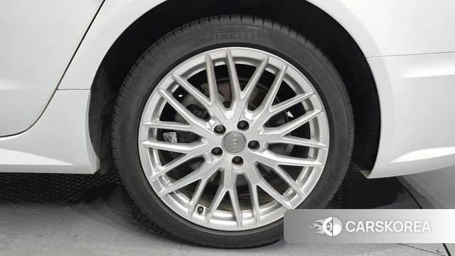 Audi New A6 id 4755289 из Кореи 13