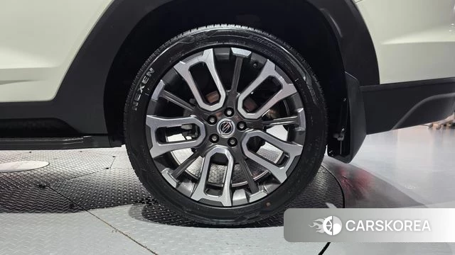 Ssangyong Torres id 4871748 из Кореи 13