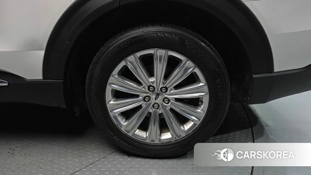 Ford Explorer 6th Generation id 4232493 из Кореи 13