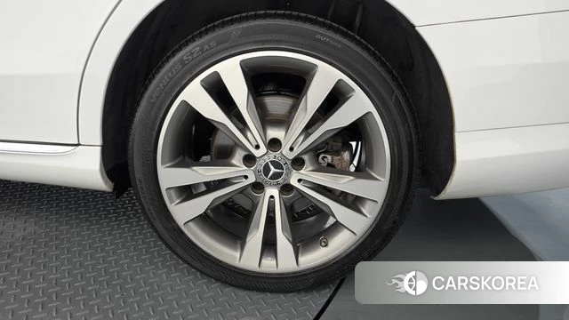 Mercedes-Benz C-Class W205 id 4836463 из Кореи 13