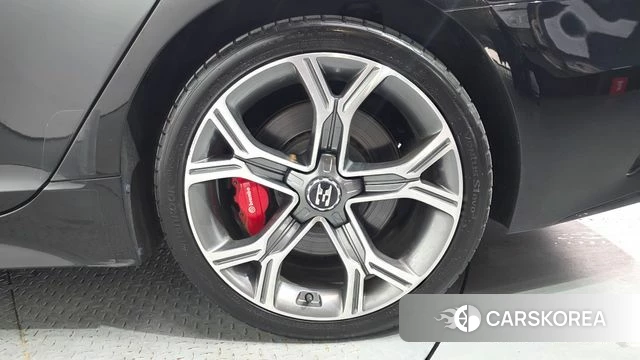 Kia Stinger id 4633305 из Кореи 13