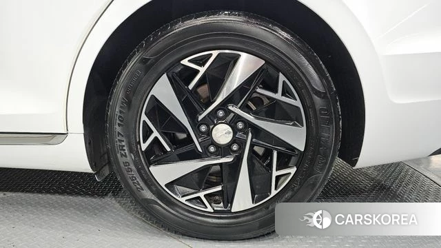 Hyundai The New Grandeur IG Hybrid id 4726161 из Кореи 13