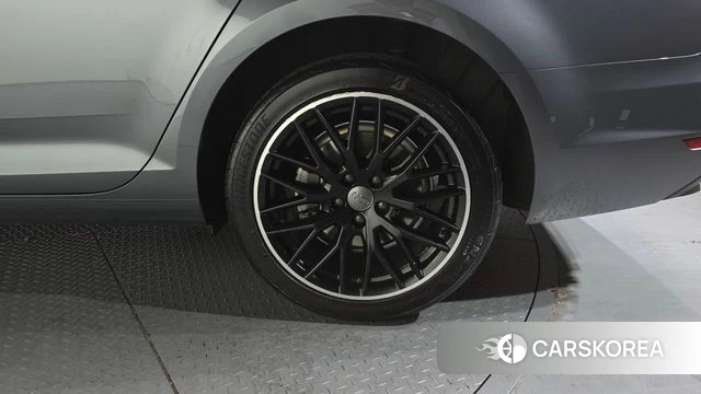 Audi A4 (B9) id 4305014 из Кореи 13