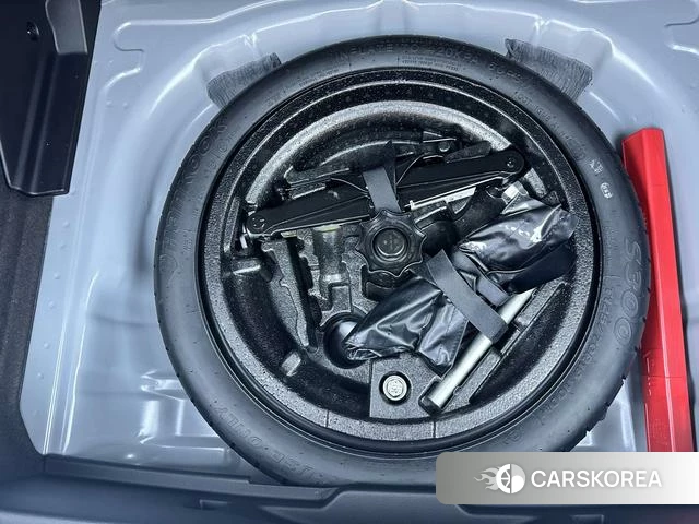 Audi Q2L id 4258740 из Китая 13