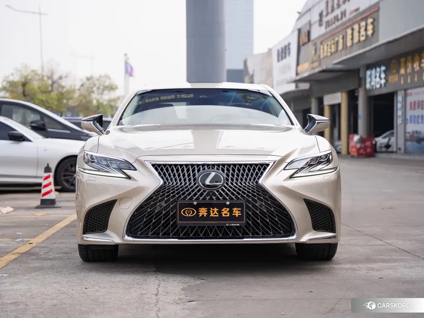 Lexus LS id 4553729 из Китая 13